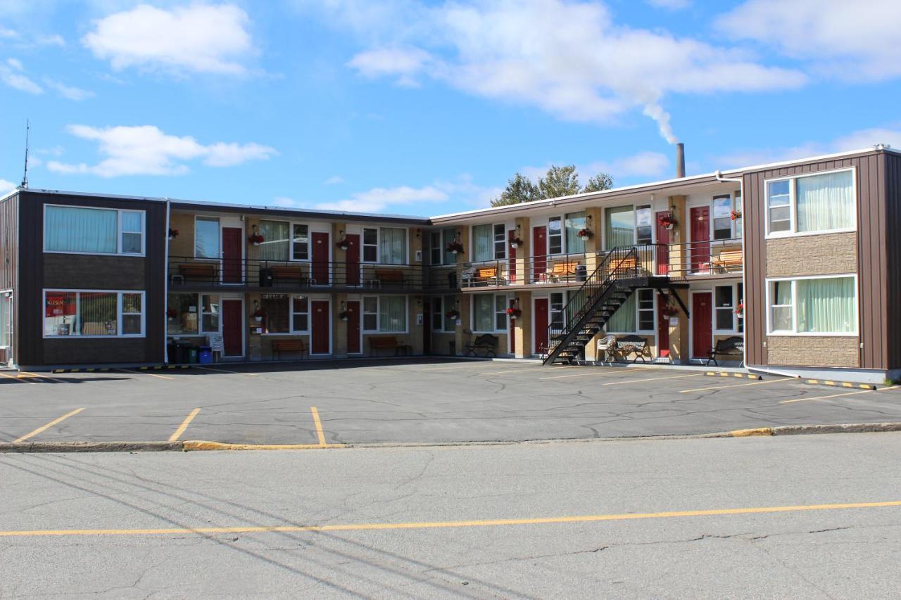 Imperial Fireside Inn Sudbury Exterior foto